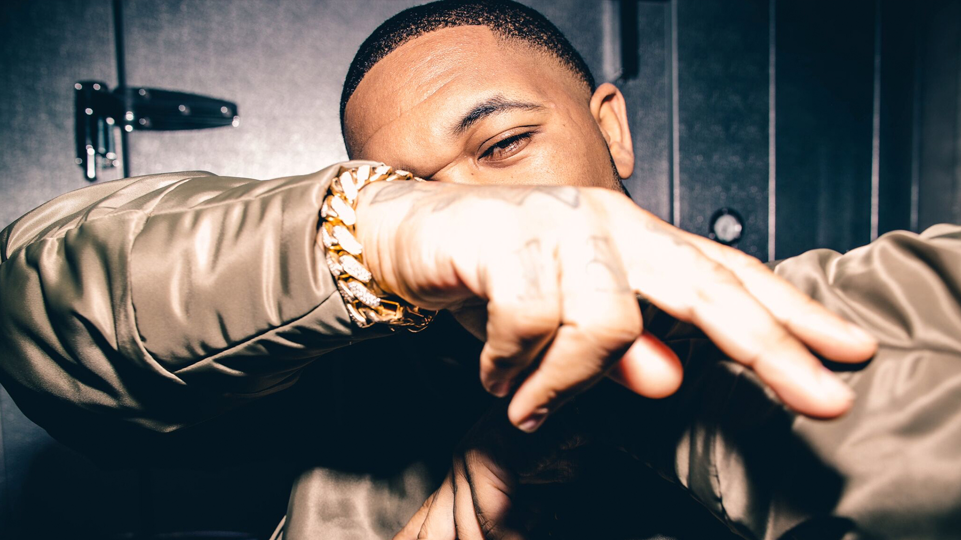 Exclusive Video Premiere DJ Mustard Brings You On Rihanna's ANTI World Tour