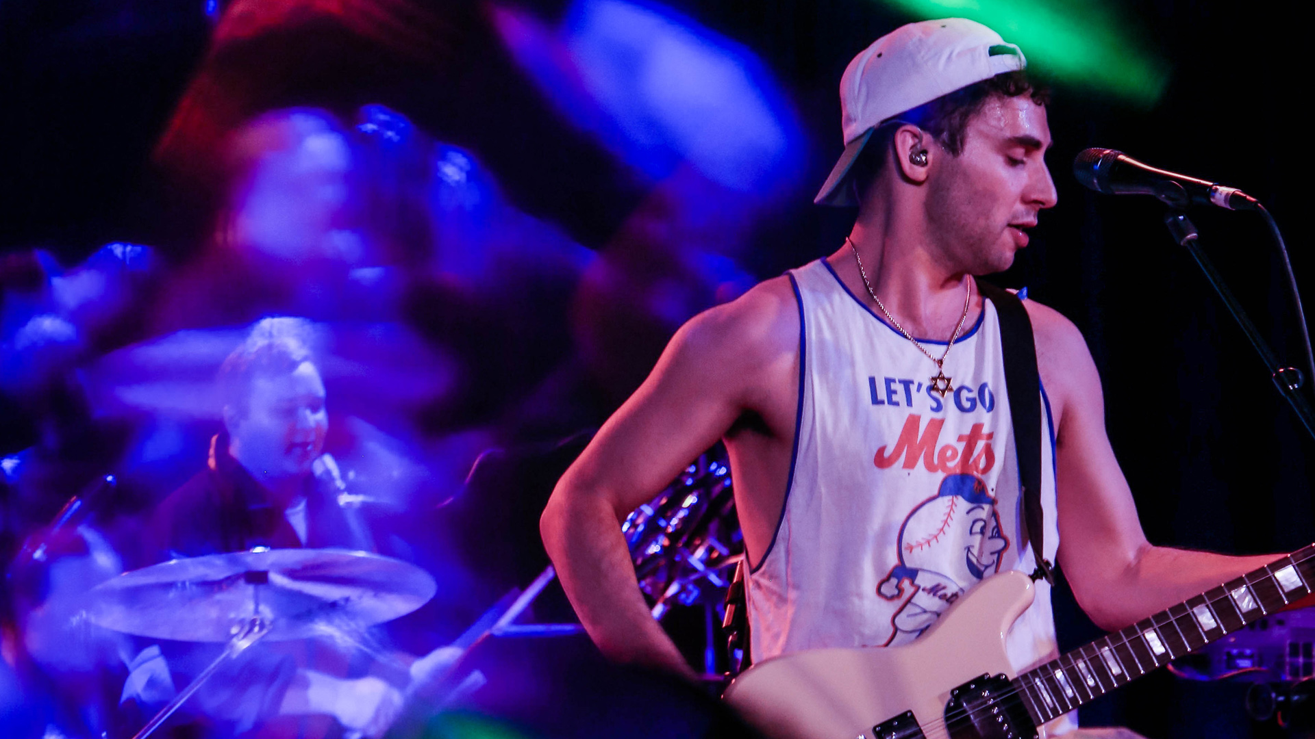 Photo Gallery Bleachers Bring The Passion To Los Angeles