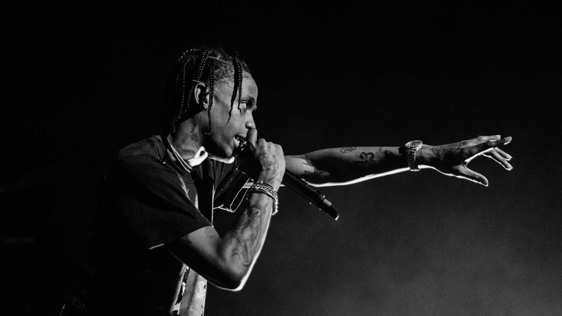 Photo Gallery: Travis Scott Brings The Heat to Syracuse University